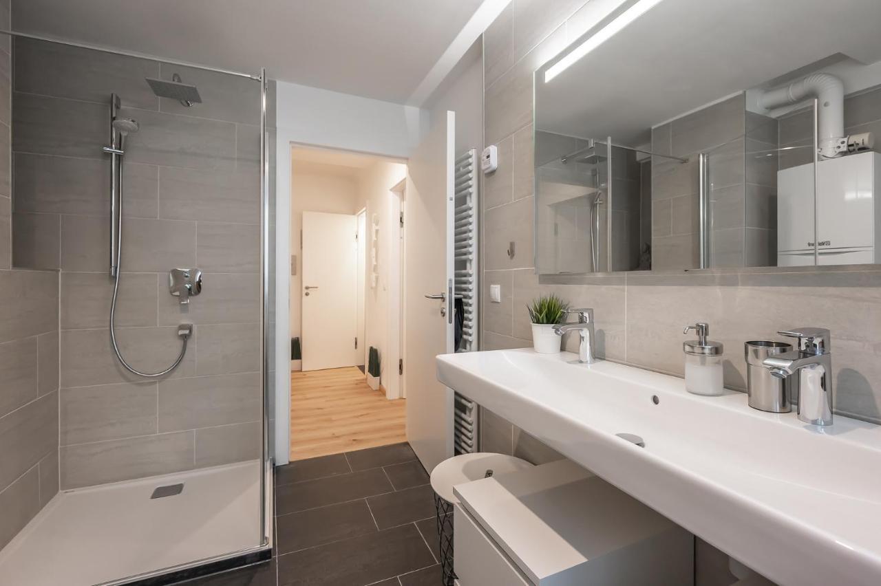 Modern City Center Apartment Vienna Exterior photo